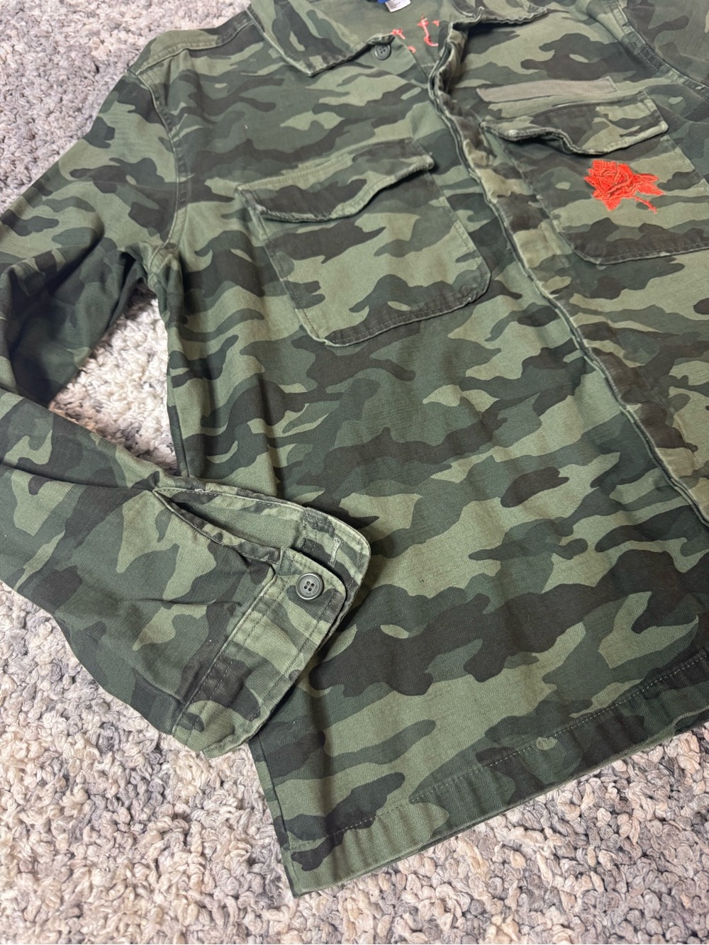 Divided by H&M, Camo Print Long Sleeve Button Down Shirt Jacket with Embroidery - Picture 4 of 7